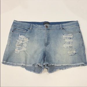 New Forever 21 plus size distressed shorts size 22 women